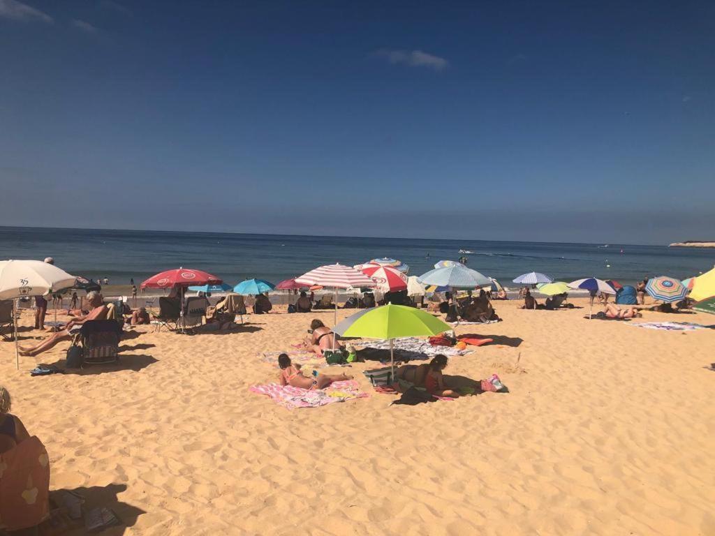 Luxury Two Br Pool View Beach Side Apartment At Algarve'S Longest Beach Armação de Pêra Exterior foto